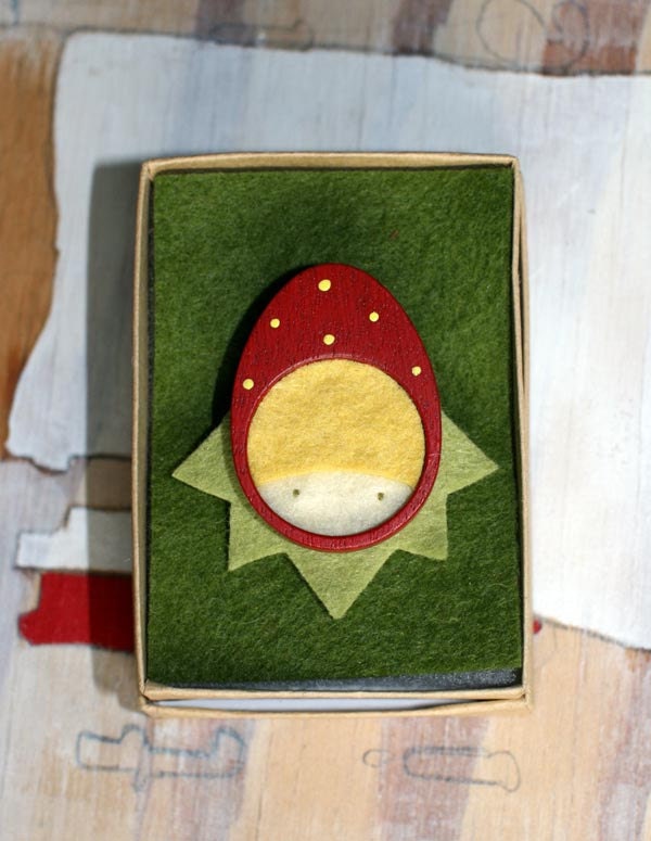 SALE Strawberry Sprite...Mahogany and felt brooch