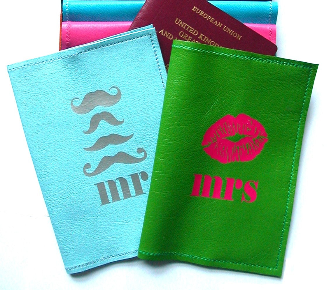 Mia Set of 2 Personalized Leather Passport Holders, Passport Cover, Leather Passport Cover, Passport Wallet,  Travel Wallet