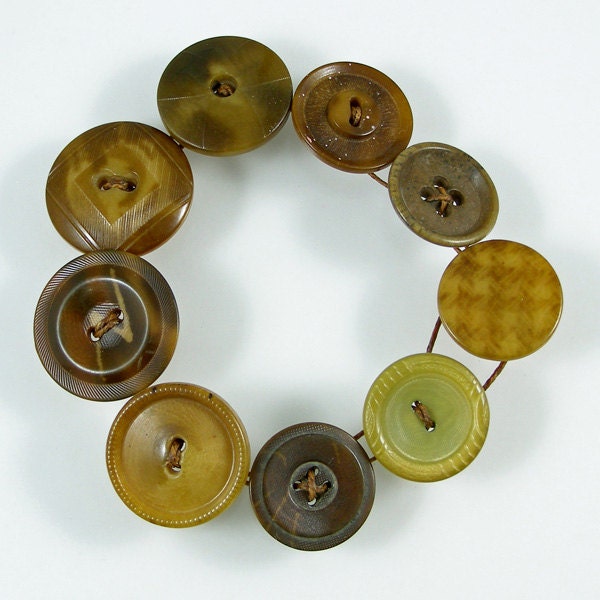 Vegetable Ivory Button Bracelet - Large