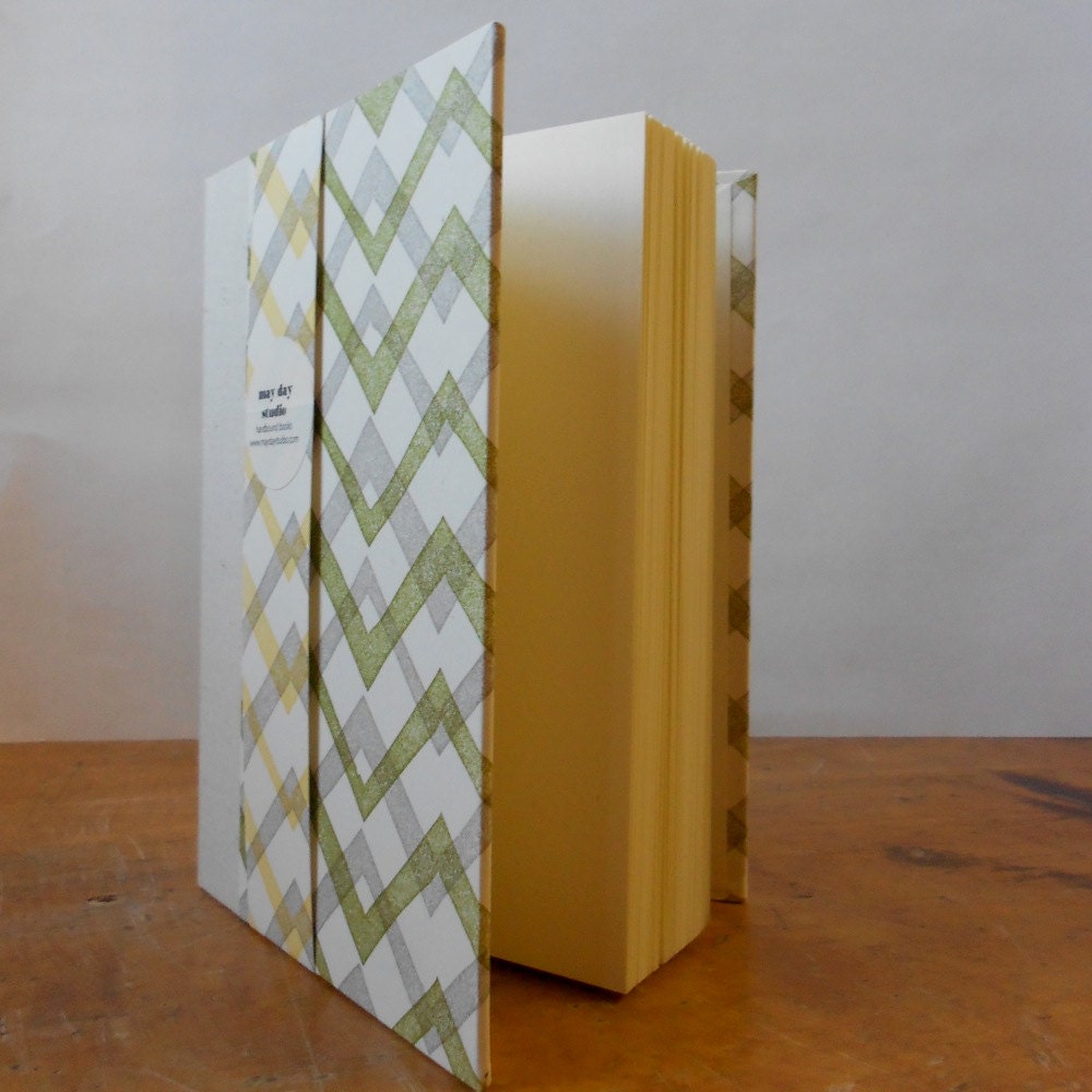 Moss ZigZag Journal