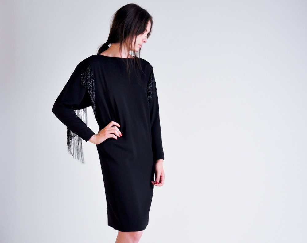 black beaded fringe cocktail dress / LBD / m