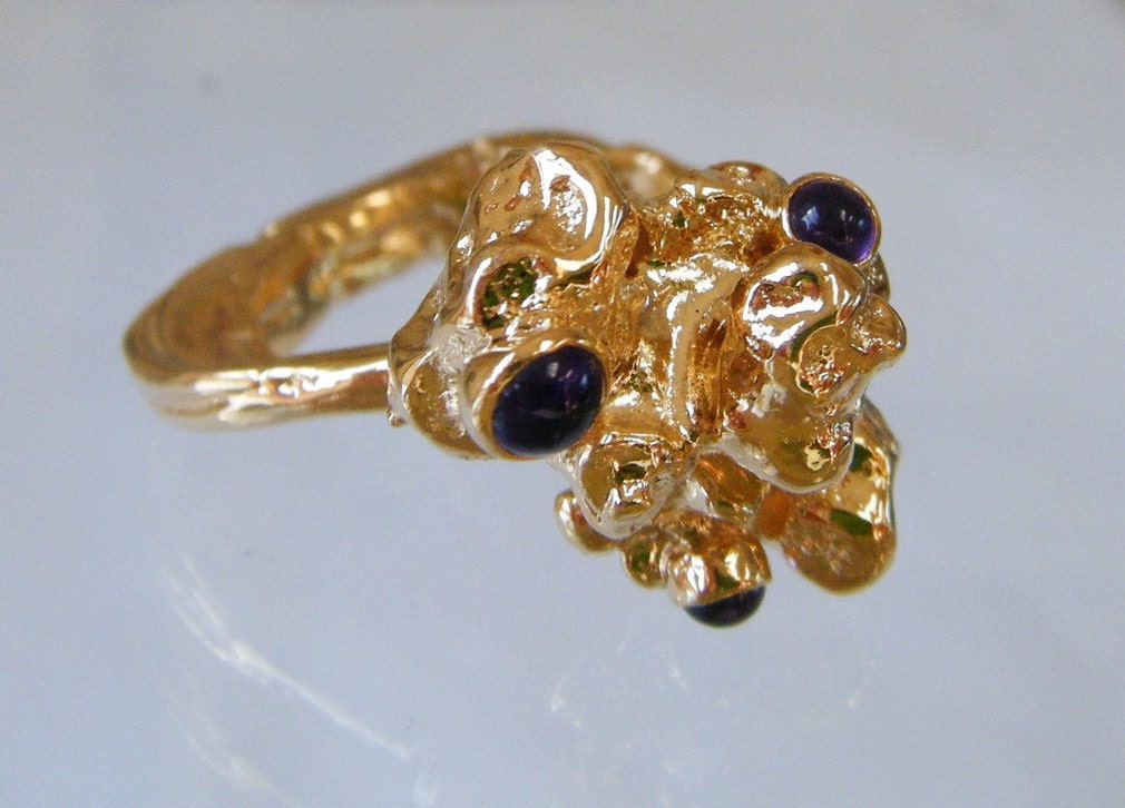 Salt and Broom Cast Gold Nugget Ring with Amethyst