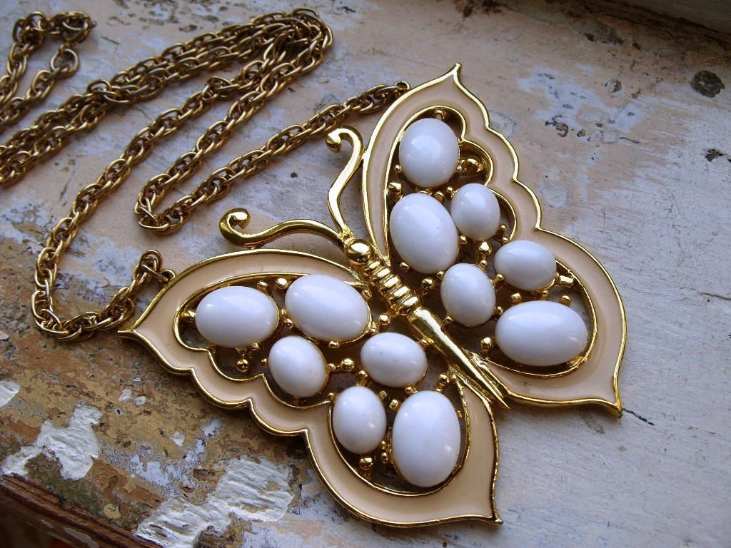 FREE SHIPPING Vintage Butterfly Necklace Signed Gold Crown Co
