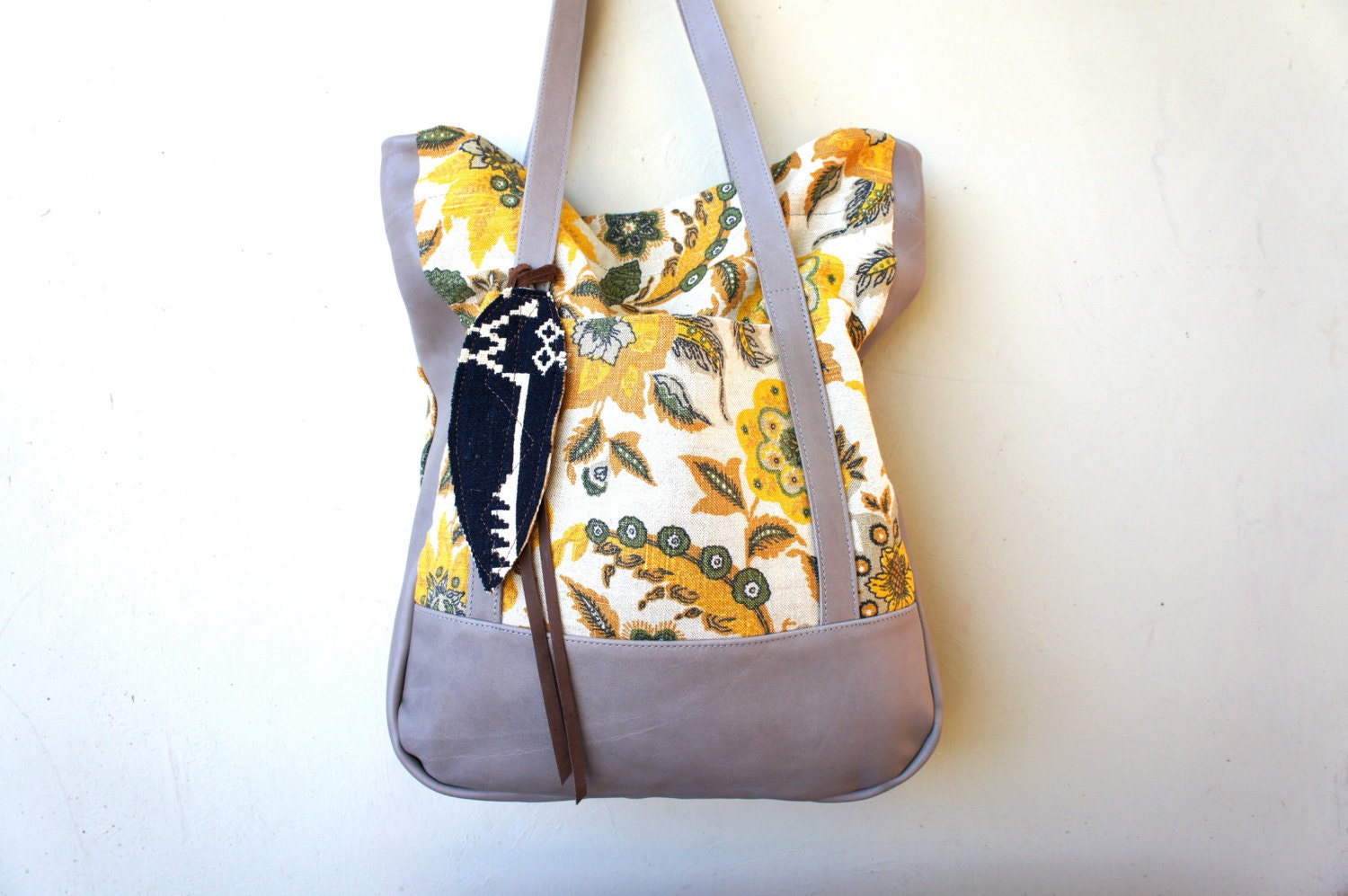 NEW STYLE///Lu Lu Tote in Vintage Floral Linen and Grey Leather Accents