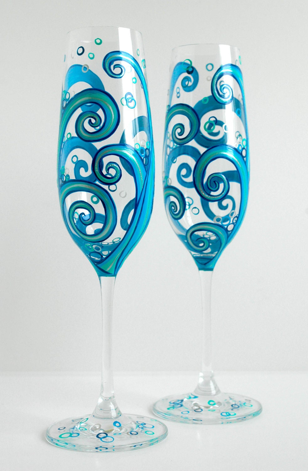 Ocean Waves Wedding Toasting Flutes -- Set of 2 Personalized Hand Painted Champagne Flutes -- Beach Wedding