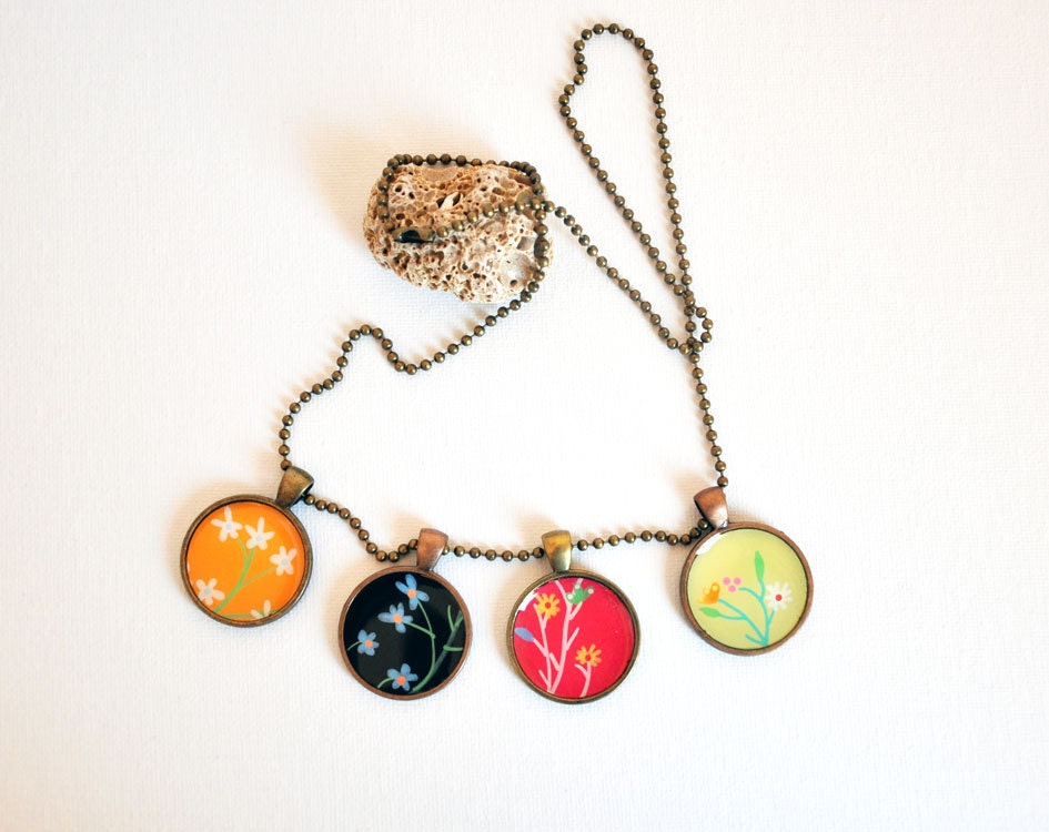 Autumnal Floral Necklace - draw & resin necklace art pendant