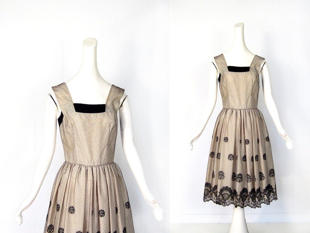 1950s Party Dress / 50s Tulle Dress / Black Thistle Dress / Black Velvet Trim / XS