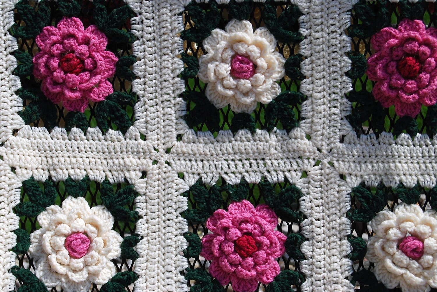 Vintage Pink Rose Afghan