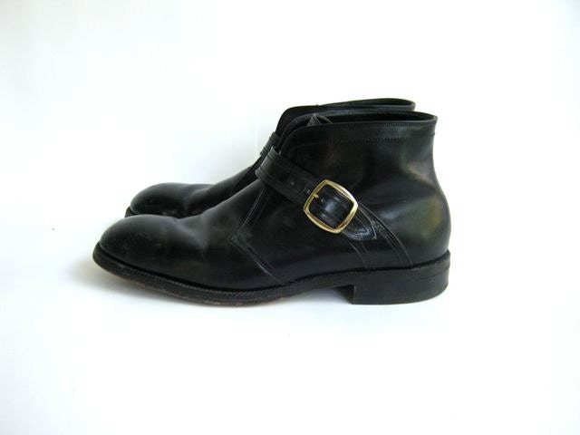 vintage 1970s mens black leather Florsheim ankle boots / buckled shoes