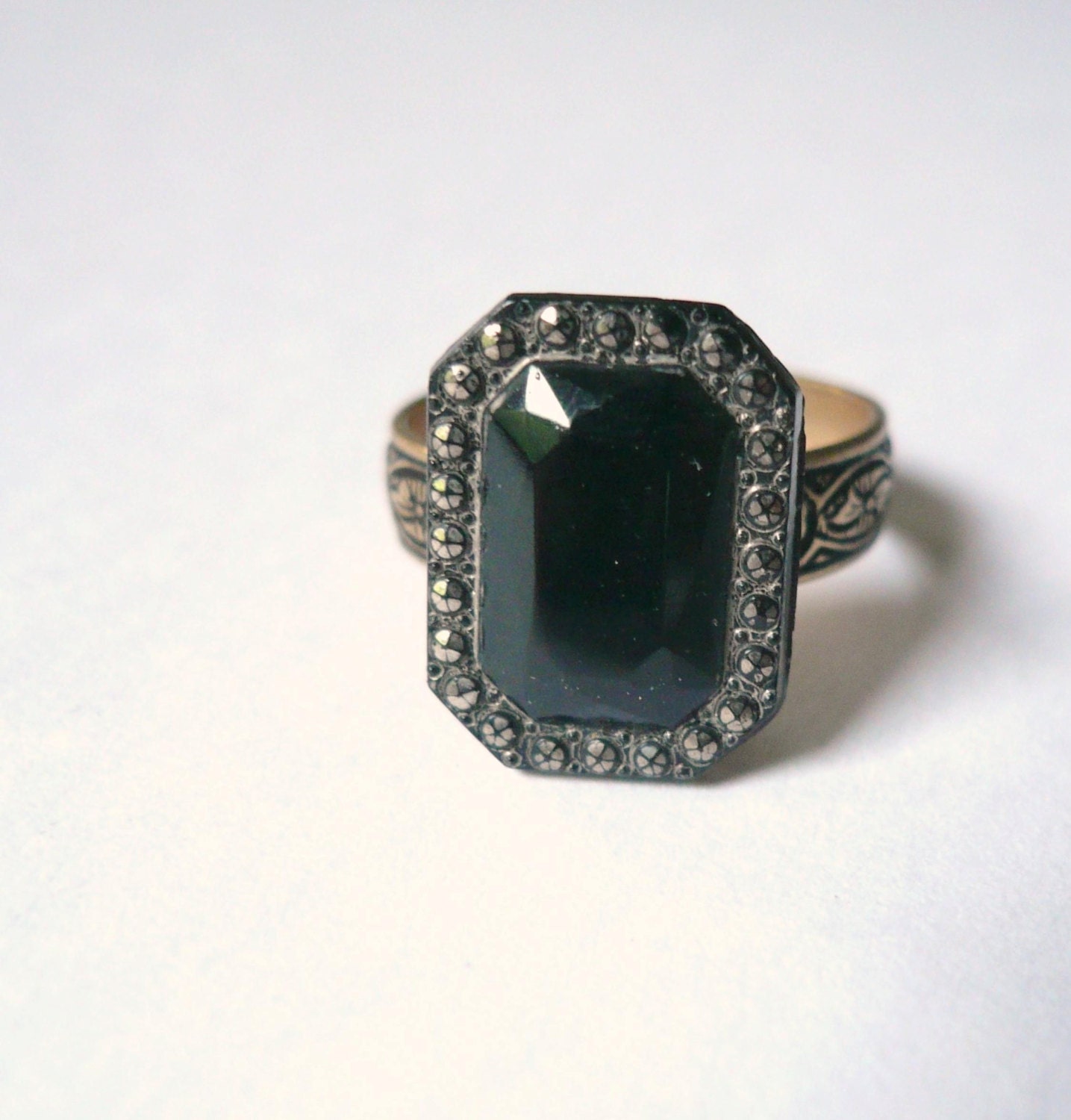 Black ring with vintage jet black marcasite stone. Adjustable ring.