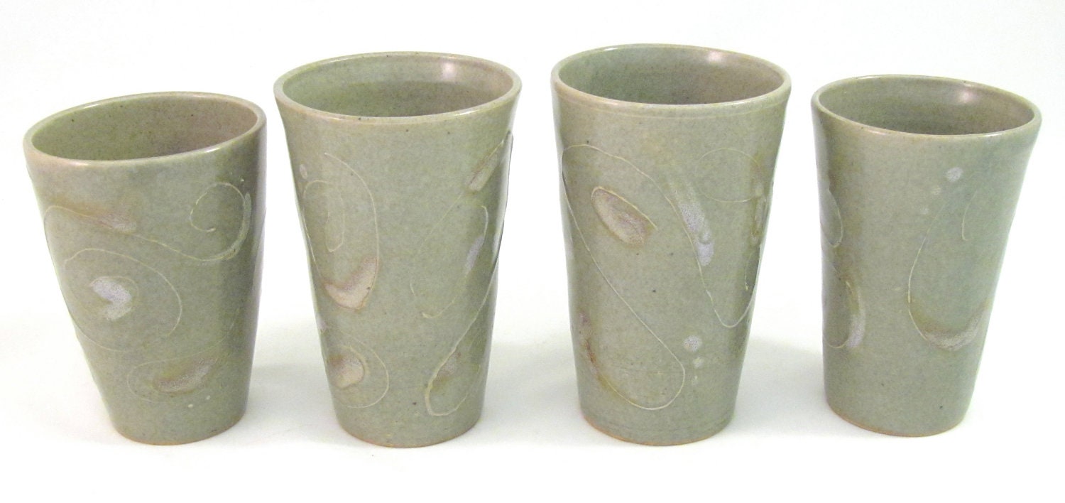 Tumbler - Sage w/ light swirls