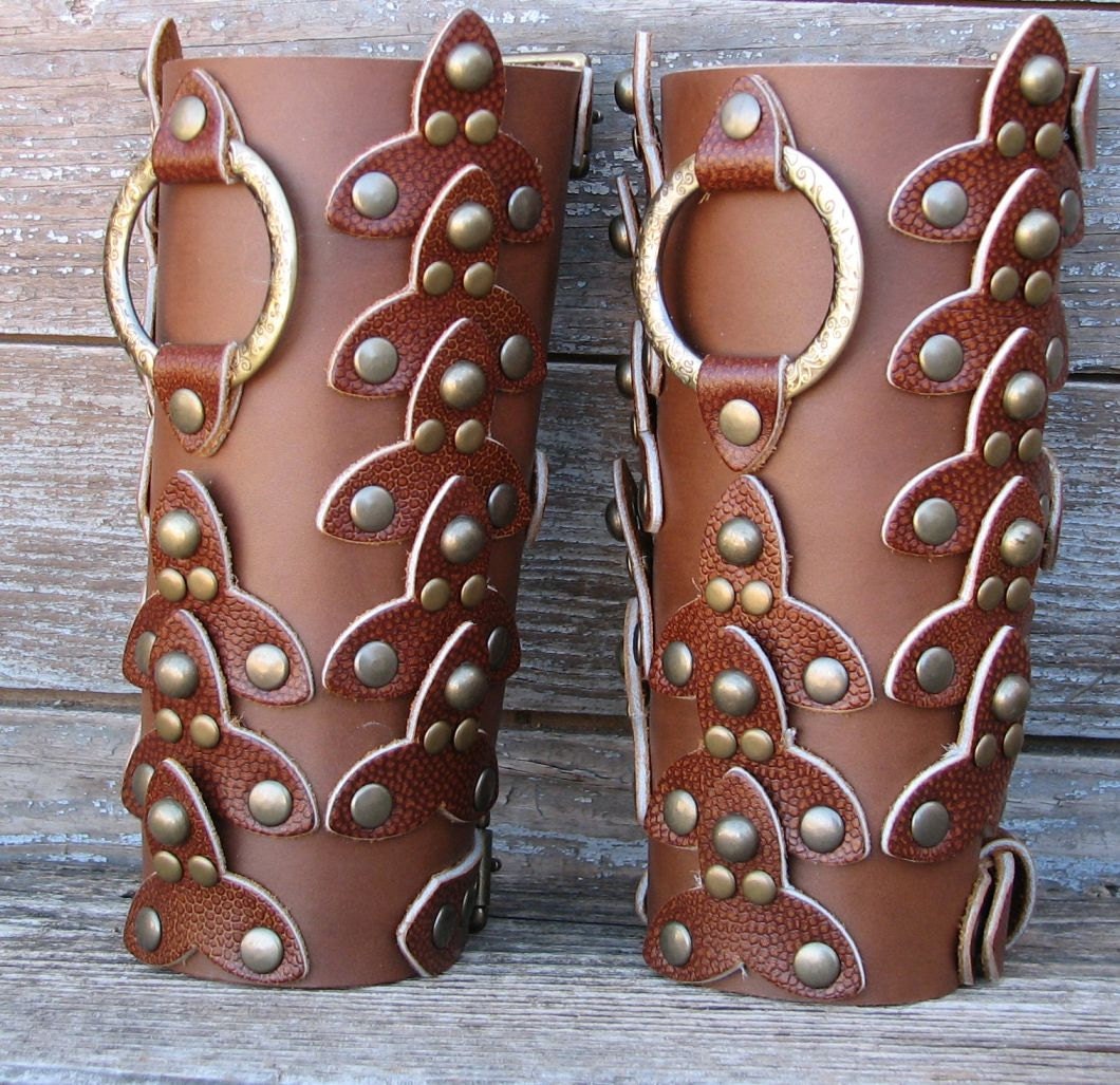 Mens Historical Reenactment Two Tone Brown Scaled Leather Gauntlet or Bracer Pair with Antiqued Brass Etched Ring and Hardware