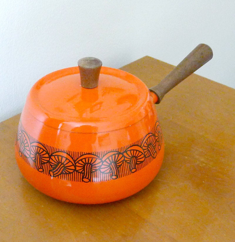 Vintage Mushroom Fondue Pot