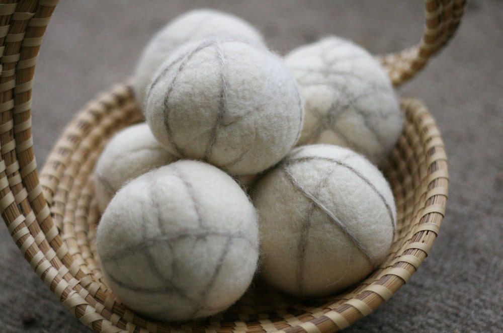 Wool Felt Dryer Balls in Natural White (Set of 6)