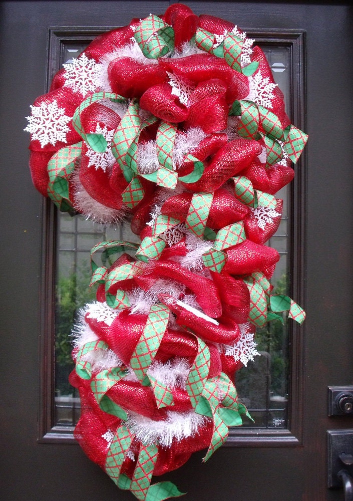 Deco Mesh Wreath Christmas, Candy Cane Wreath, Christmas Mesh Wreaths, Christmas Wreath, HUGE Candy Cane Decoration