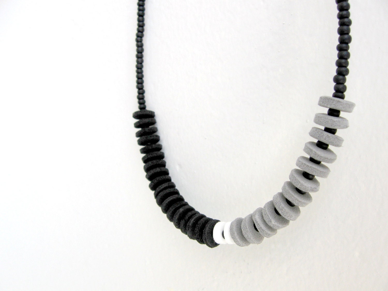 geometric minimal necklace with black, grey and white circles - men and women jewelry