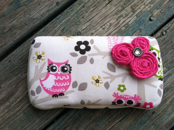 Owls in a Tree with Rolled Flowers Boutique Style Travel Baby Wipe Case