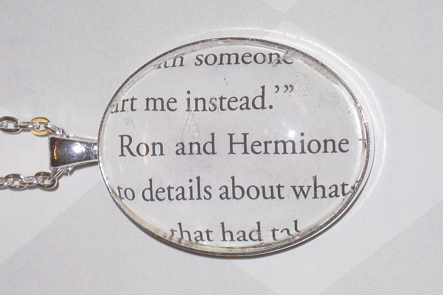 Harry Potter "Ron and Hermione" Necklace