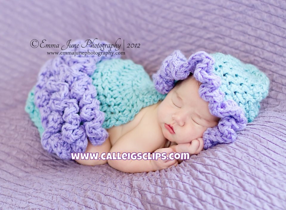 Frilly Ruffles -Cuddle Critter Cape Set - Newborn Photography Prop