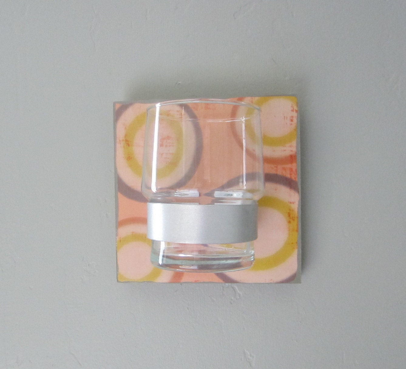 vase SORBET: flower wall mount candle holder votive geometric gray rust circles pattern glass