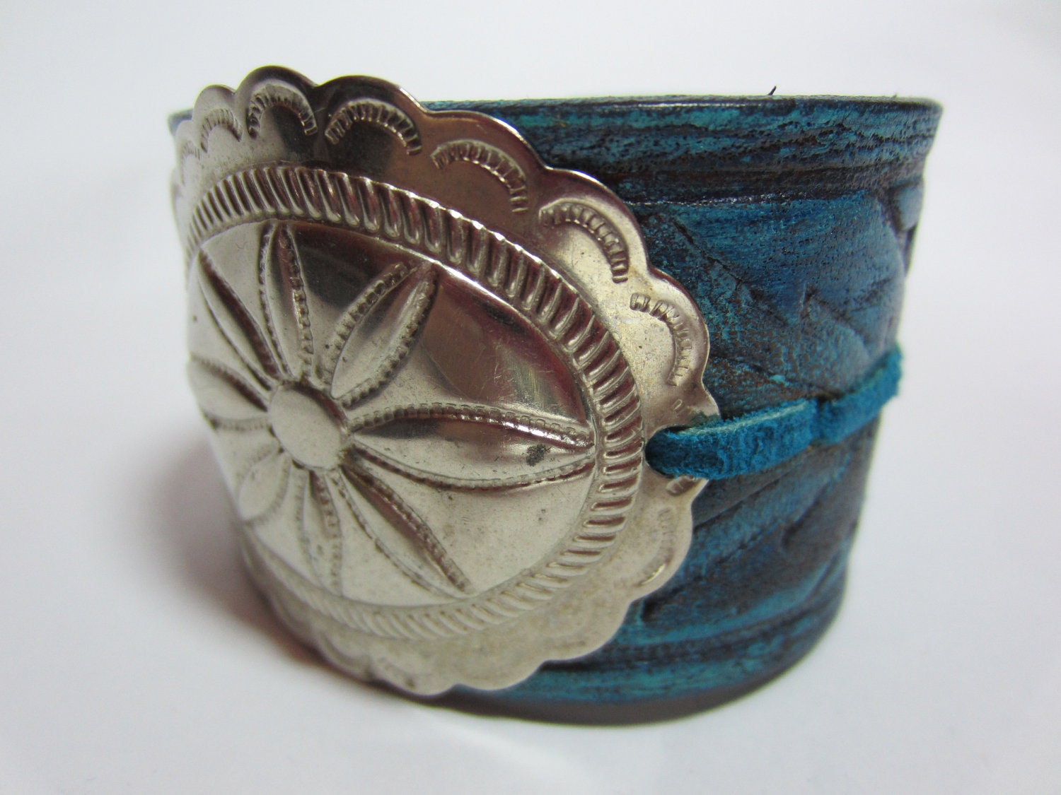 BOHO Vintage Concha Leather Cuff Bracelet Turquoise Blue Wristband Wrap Western Cowgirl