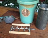 Vintage Maid of Honor Hand Crank Ice Cream Maker
