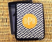 iPad or kindle sleeve - ZIGZAG pattern with monogram