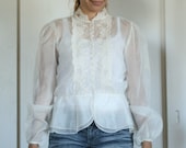 Beautiful Women's Vintage Sheer Pearl Button Blouse