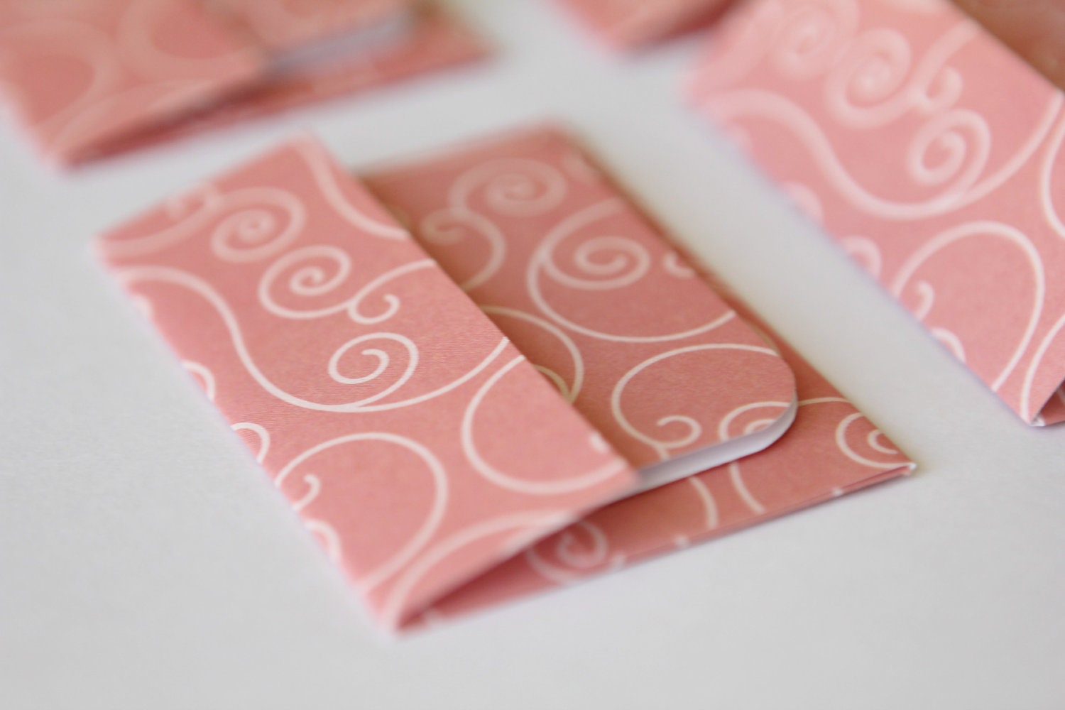 NEW - Mini Cards n Envelopes - Set of 6 - Pink Swirls