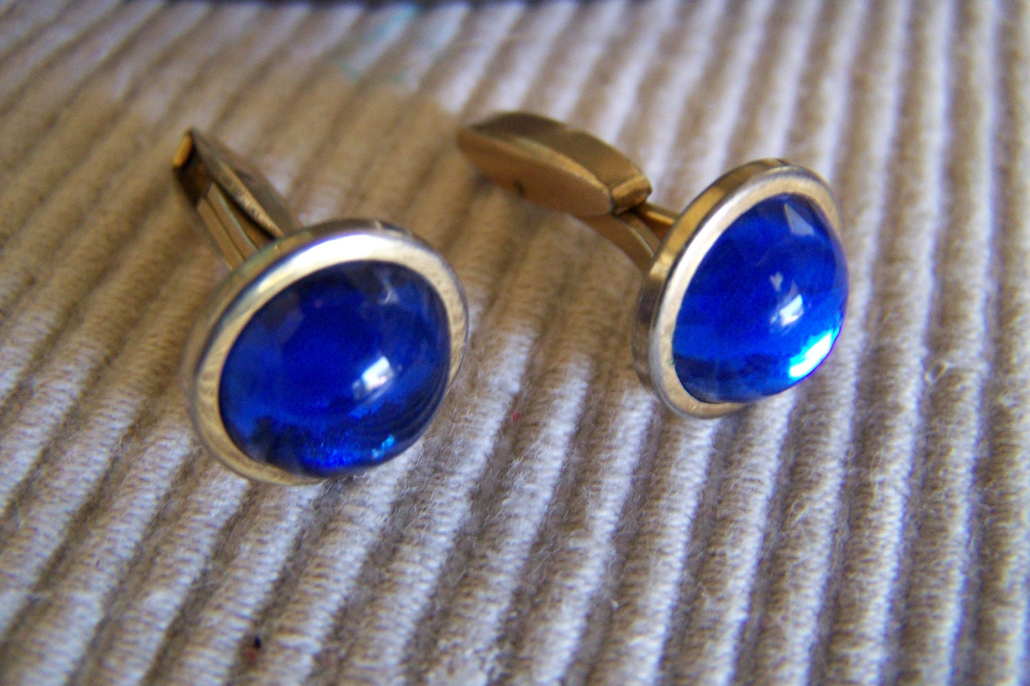 Vintage 50's "HADLEY "  Ladies Cuff links Royal Blue Lucite Moonstone