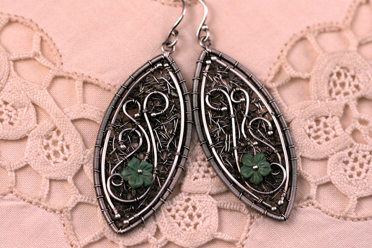 Arabesques Floral earrings-Carved Turquoise Flower, Handmade Net,Sterling Silver,Romantic,Floral,Garden,Arabesques,Green Turquoise