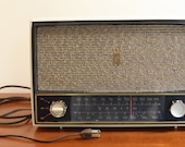 Vintage Zenith Tube Radio, Model C724W - Tabletop AM/FM Radio, Mid Century Modern Style, Great 1950s Look
