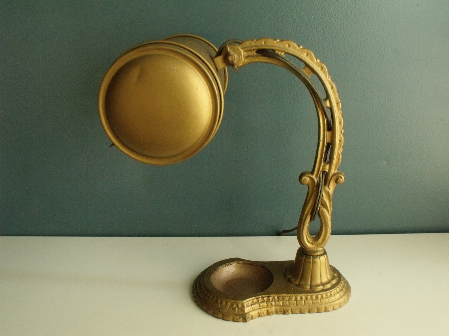 Antique Cast Iron Desk Lamp Bankers Hotel Piano Registration