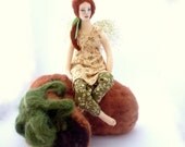 Art doll cloth fairy soft sculpture needle felt frog