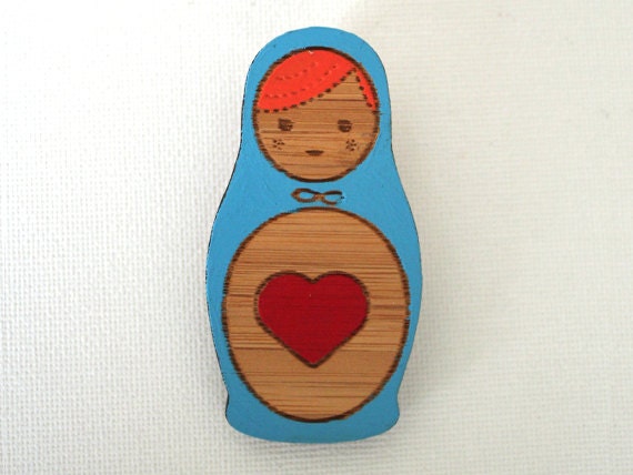 Babushka love brooch