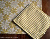 Housewares Kitchen Towel Modern Floral Diamond Gold Tan