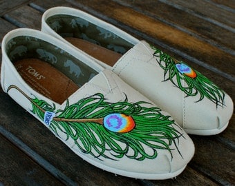 Wavy Peacock Feather TOMS