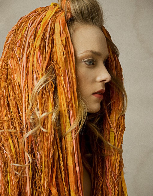 Textured Yarn Wig in Sunburst