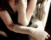 Womans Beige Cashmere Fingerless Gloves. Cashmere Fingerless Mittens Wrist Warmers Cashmere armwarmers. Gift for her Gloves
