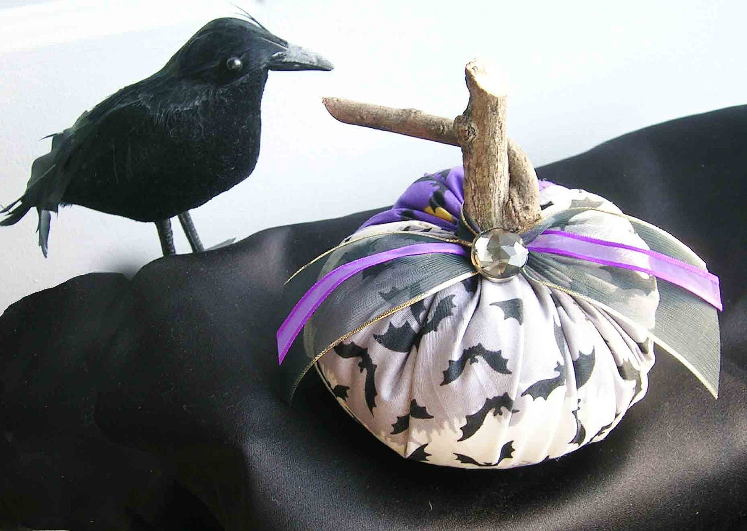 Halloween Pumpkin for a Spooky Decoration / BATS flying with real branch stem / Autumn Table Top Home Decoration