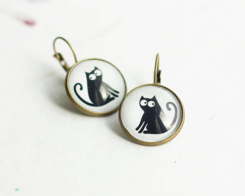 Black Cat Earrings, Black and White Earrings, Bronze Earrings, Animal Earrings, 18mm Earrings, FREE shipping - HelgaYutt