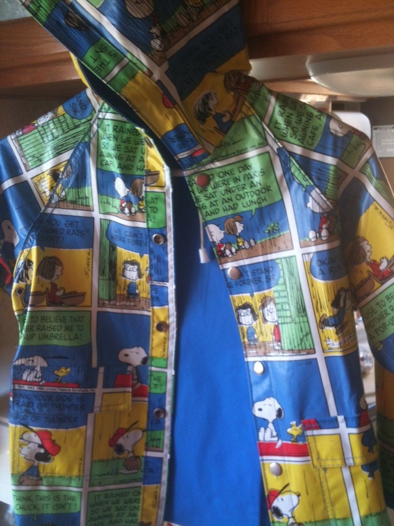 Snoopy, Charlie Brown Children's Raincoat Vintage