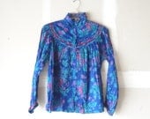 vintage 1970s blouse, blue blouse, high collar blouse, print blouse