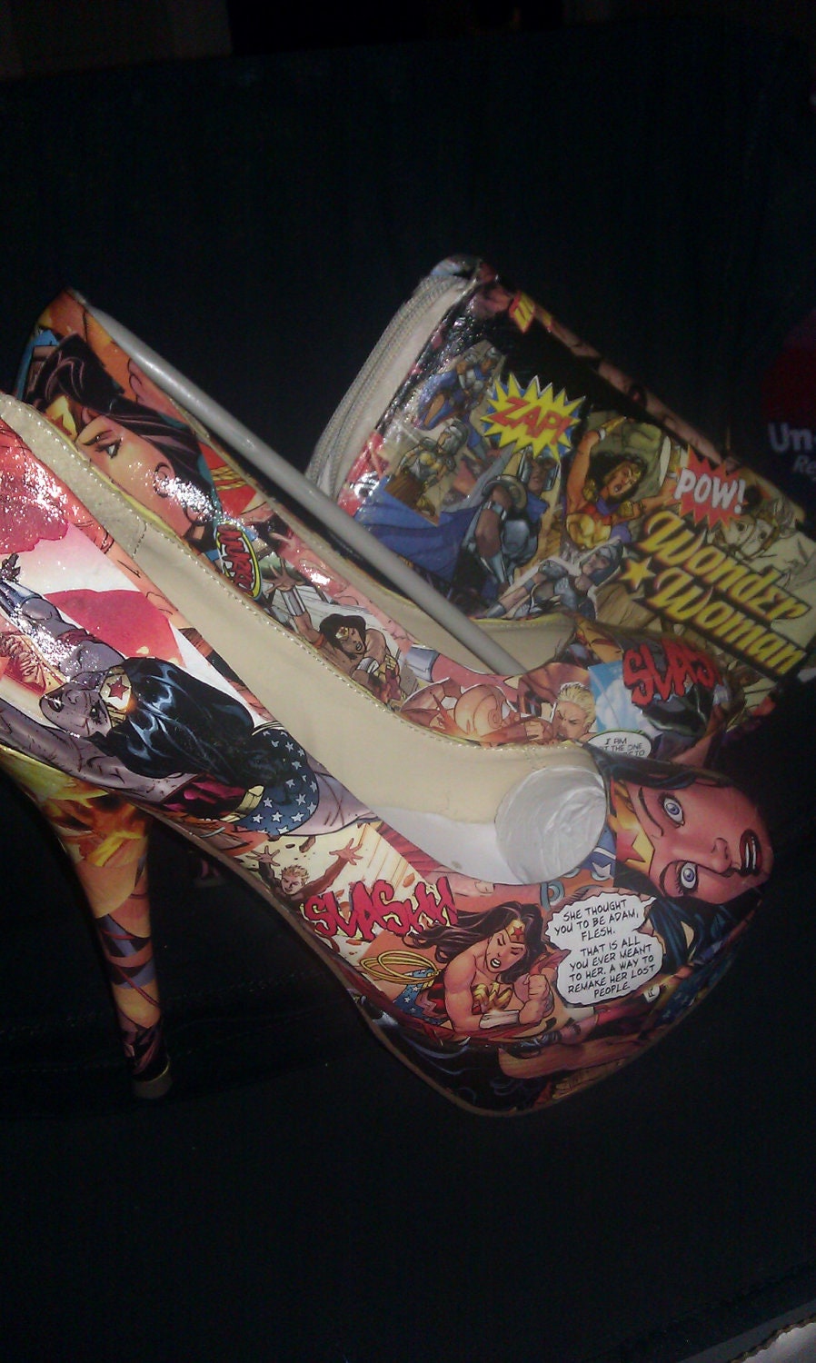 Wonder Woman Heel & clutch combo.