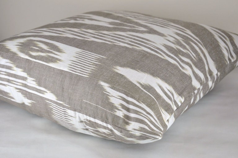 Cotton Ikat pillow cover- Size 20" x 20"