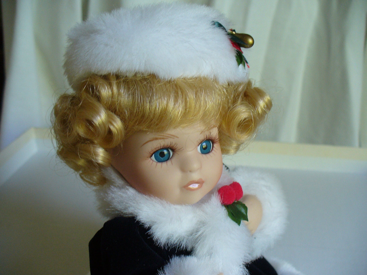 Christmas Porcelain Doll.  Blue Eyed Porcelain Doll with Blonde Hair.  Vintage. Collectibles. CIJ