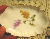 Vintage German Handpainted soap dish/ring/jewelry dish  MINT
