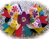 4.5" Colorful Daisy Print Boutique Bow Hot Pink, Purple, Blue, Yellow, White: Hair Bows for girls of all ages