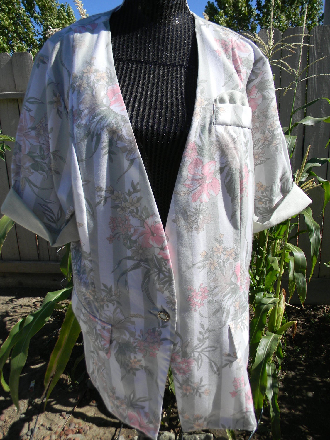 Vintage Floral Print Blazer