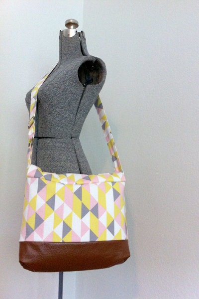 Women's Messenger Bag in Yellow, Pink & Gray Geometric Print